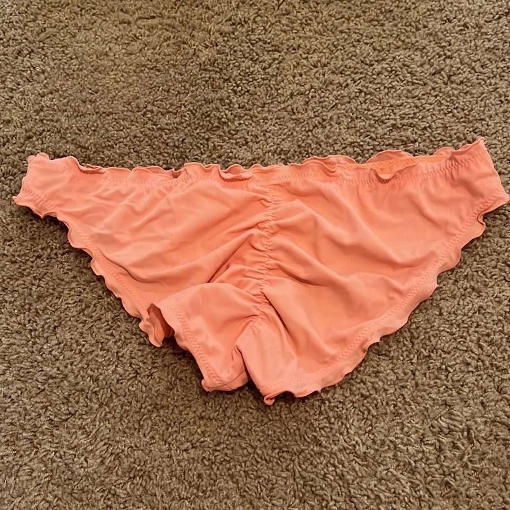 Victoria’s Secret Bikini Set 36D Large - Picture 2 of 5